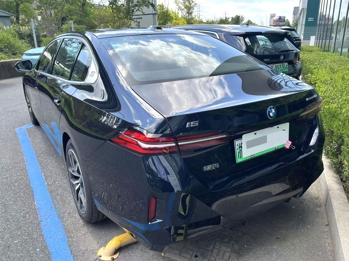 2026 i5 eDrive 40L M- Sport Package Facelift photo 3