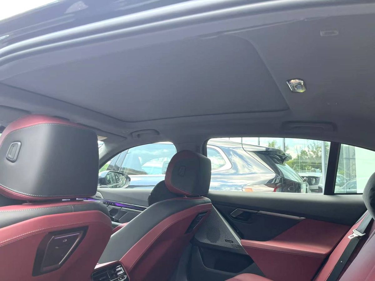 2026 i5 eDrive 40L M- Sport Package Facelift photo 7