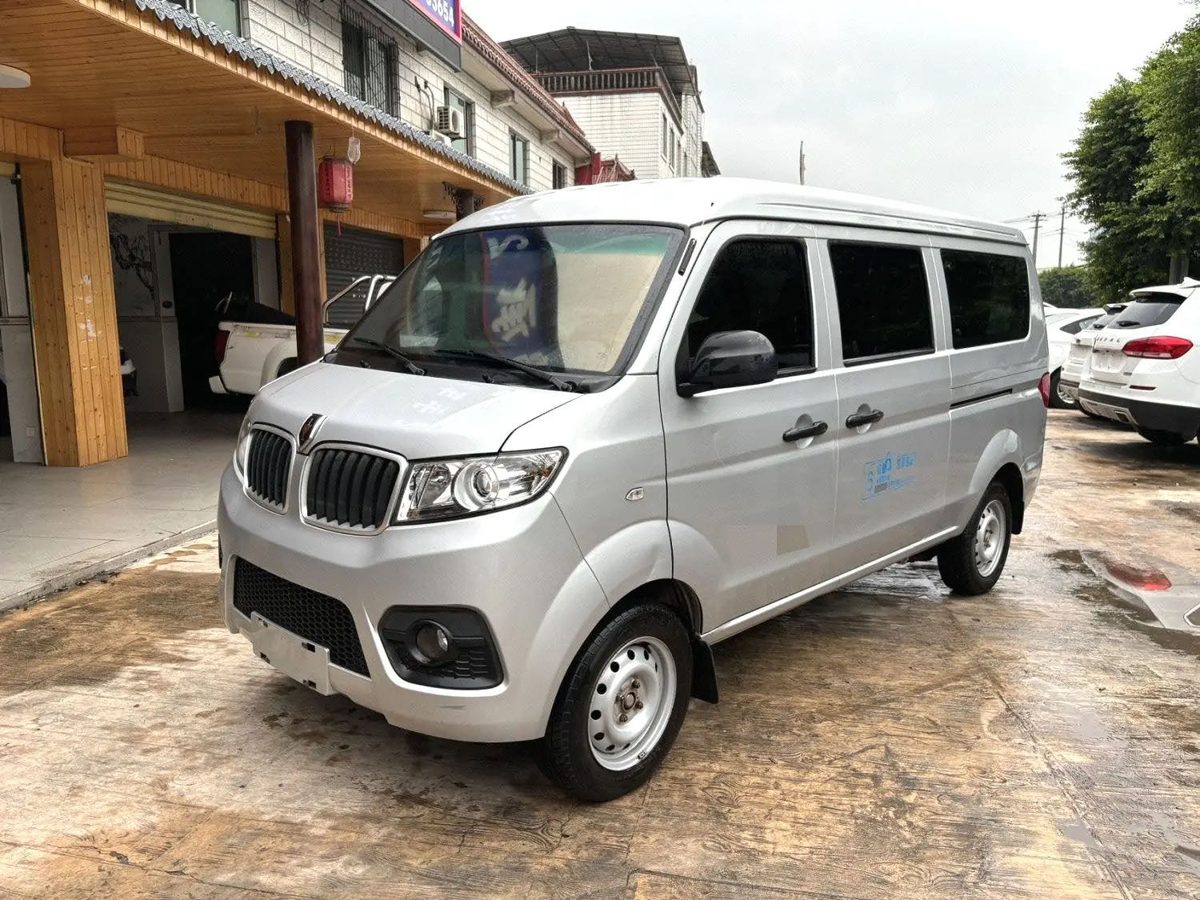 Golden Cup Sea LionX30L 1.5 manual 6 seat
