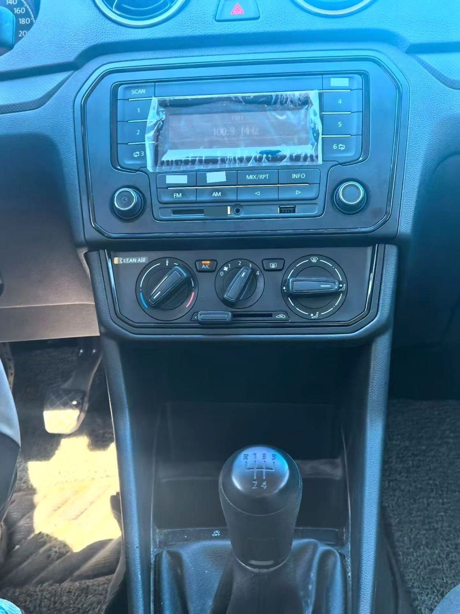 2024 Jetta VA3 1.5L manual photo 5