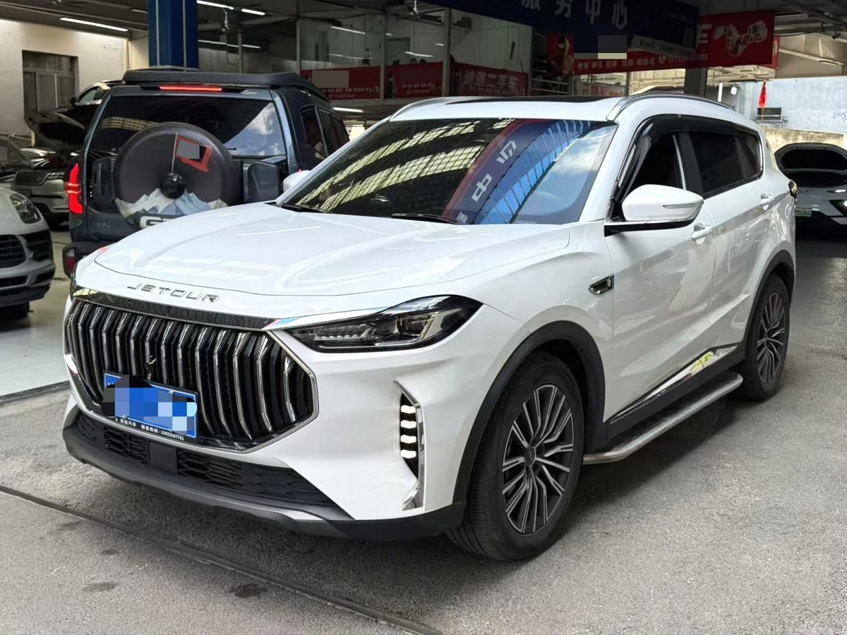 Jetour X70Plus 1.6T Qiangzhe 7 seats