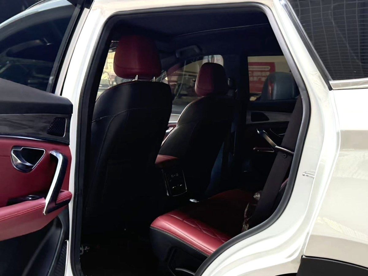 Jetour X70Plus 1.6T Qiangzhe 7 seats photo 8