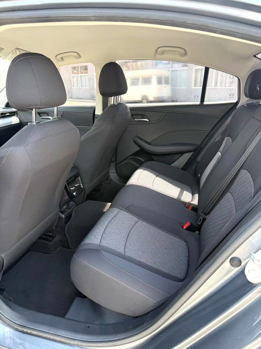 2024 Roewe i5 1.5L comfortable version manual photo 8