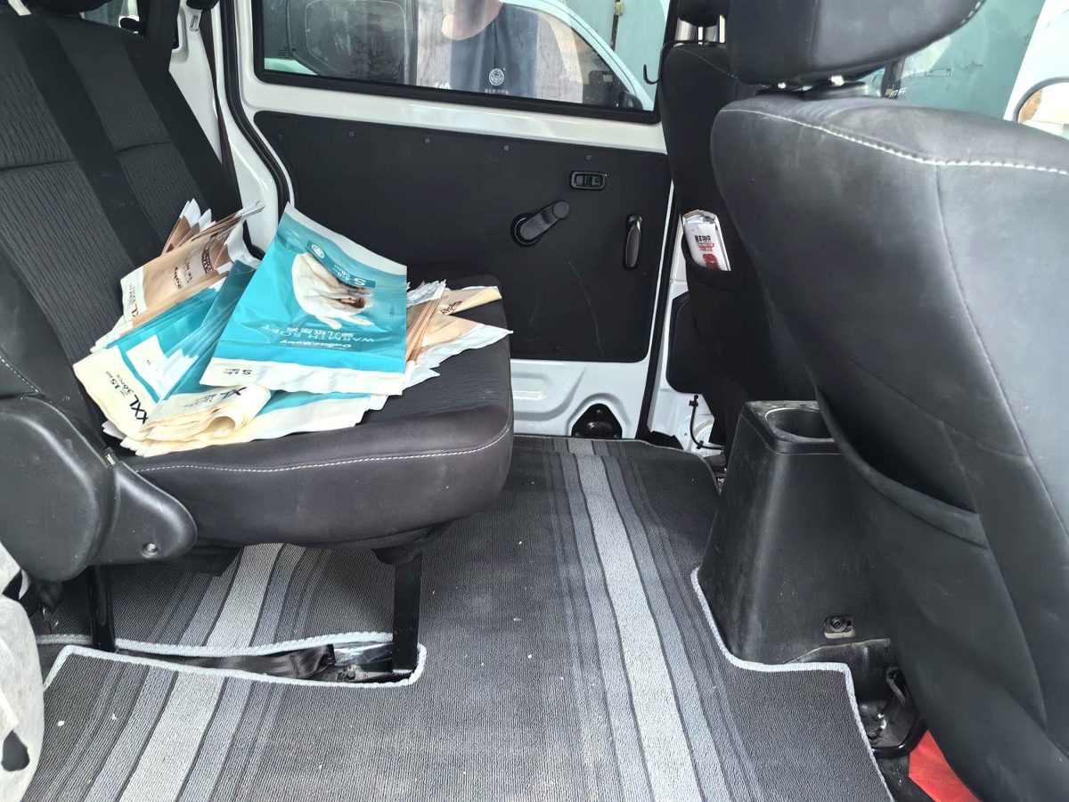 XinYuan Golden Sea Lion M 1.5L Enginer Lion Version 7 seat Manual photo 6