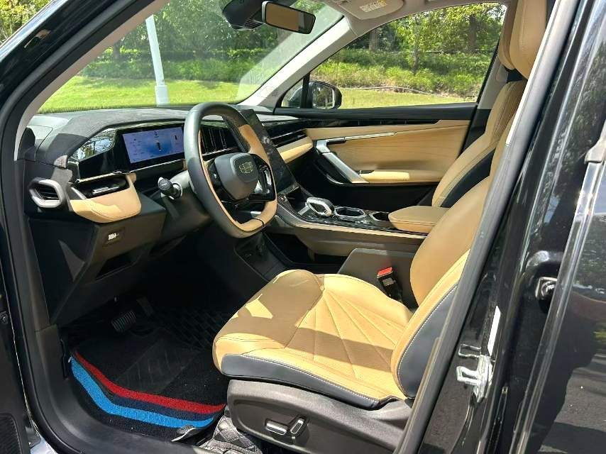 2024 Geely BoYueL Premium Edition photo 8