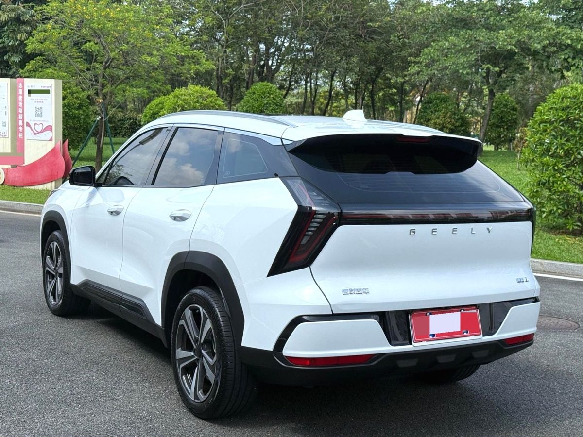 2025 Geely BoYueL ShanHe edition photo 5