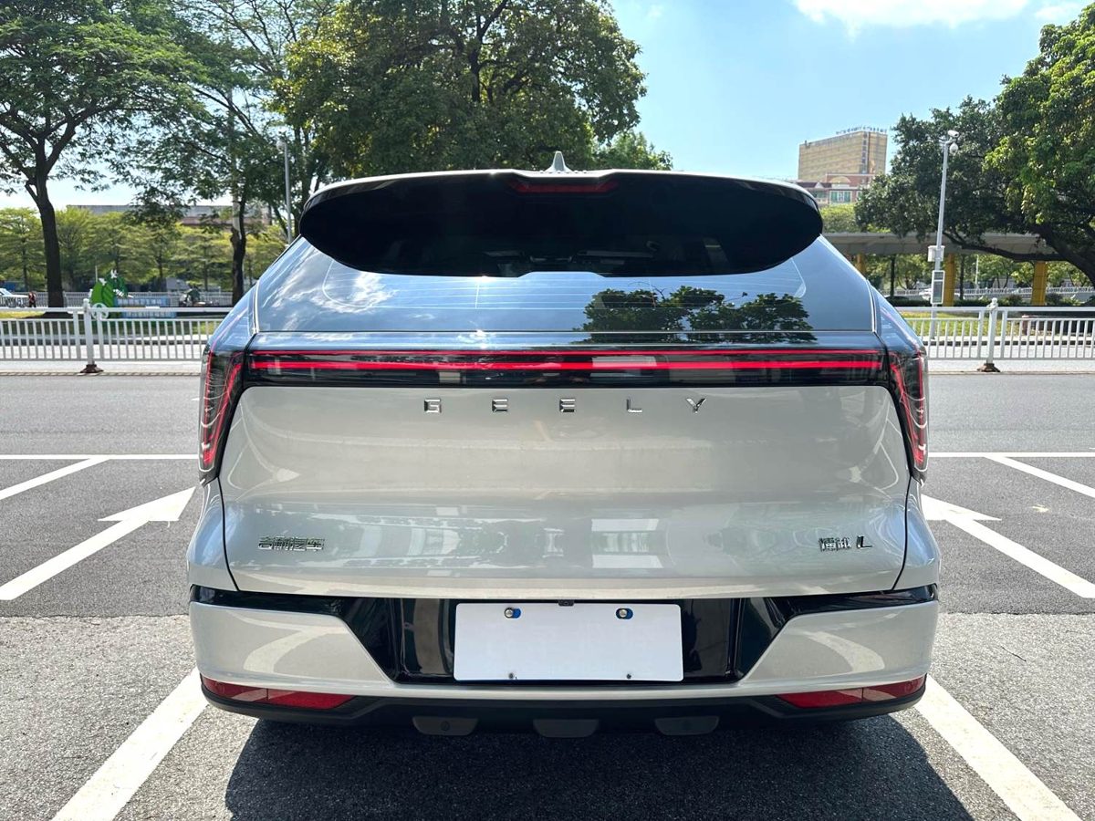 2025 Geely BoYue L 1.5TD shanhe edition photo 4
