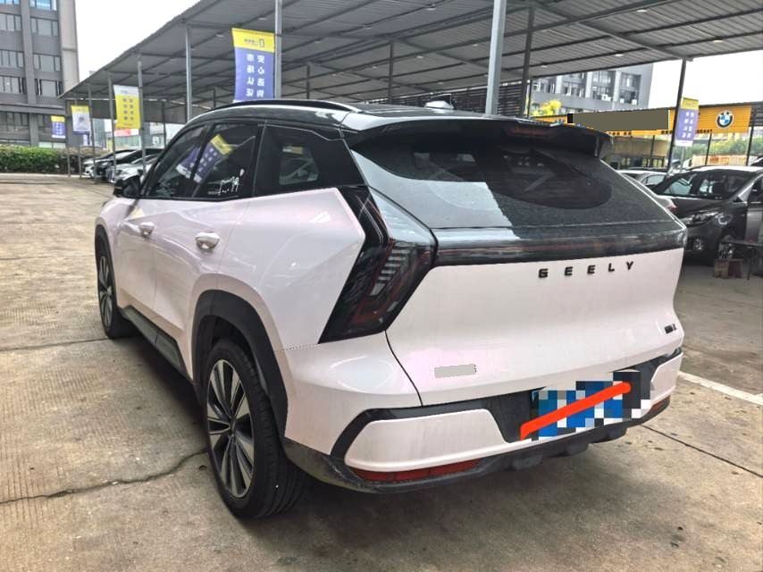 2025 Geely Starry 1.5TD JinXiu Edition photo 3
