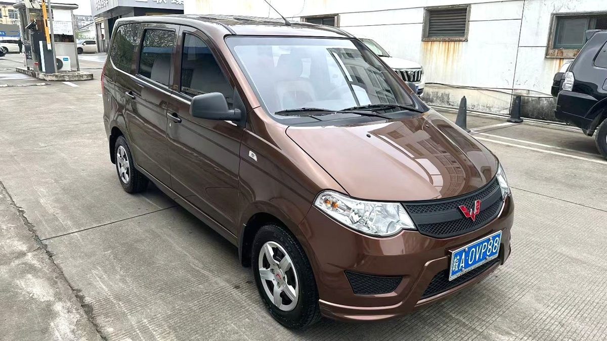 2024 WuLing HongGuang S Standard Version Manual photo 2