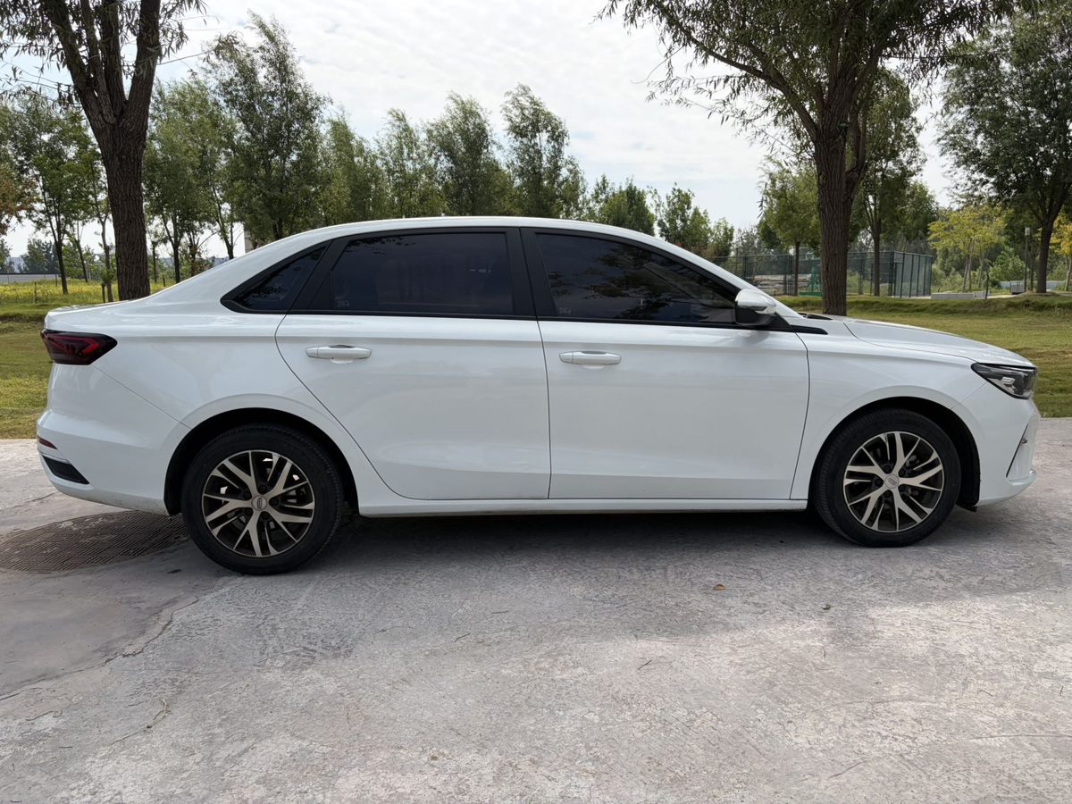 2024 Geely Emgrand Manual without sunroof