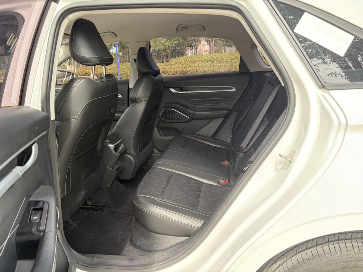 2024 Geely Emgrand Manual without sunroof photo 8