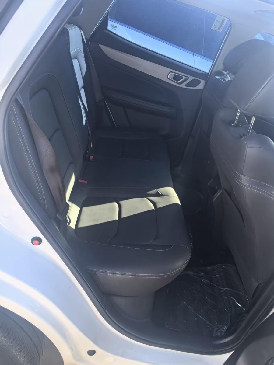 2024 Kaiyi x3 pro auto with sunroof photo 3