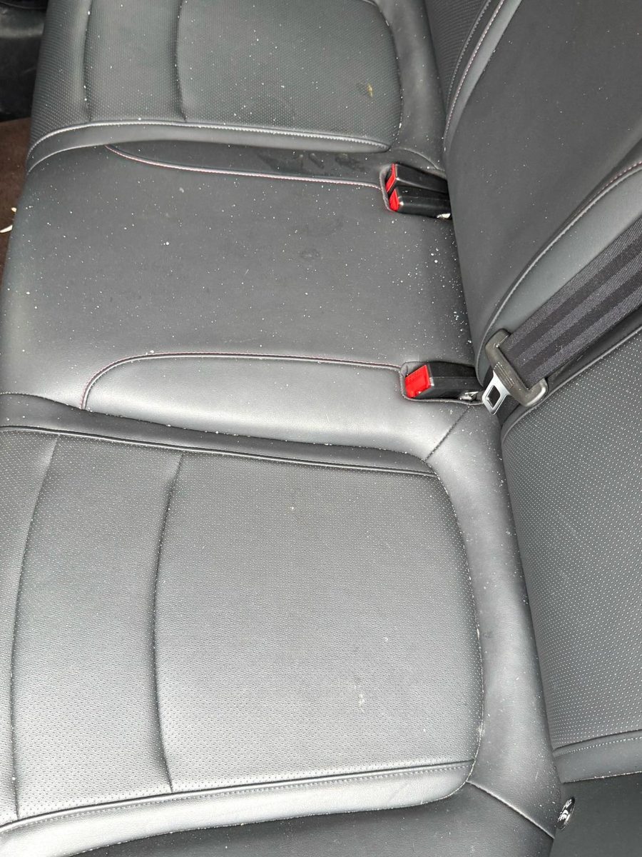 2024 Roewe i5 manual with sunroof photo 7