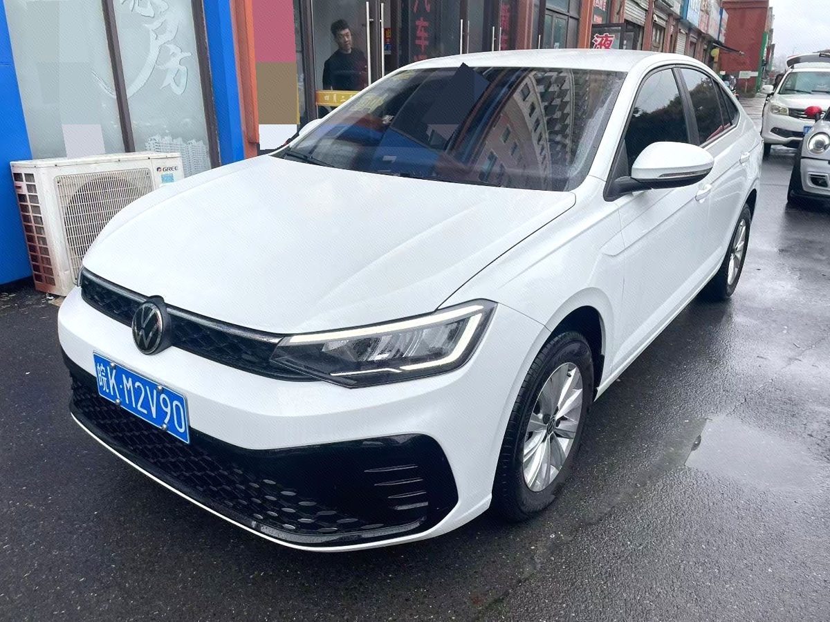 VW 2025 Lavida XR 1.5 Outstanding Edition automatic registered