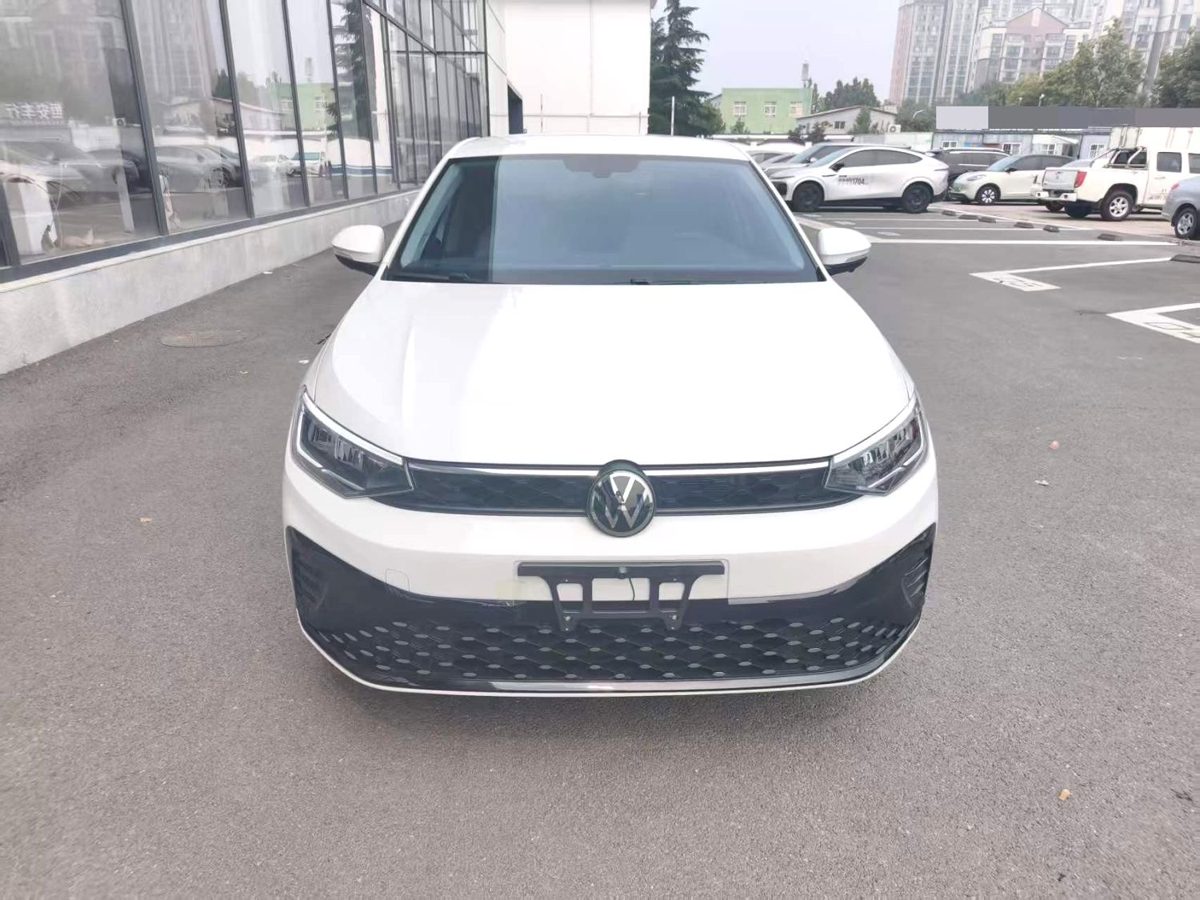 VW 2025 Lavida XR 1.5 Outstanding Edition automatic photo 3