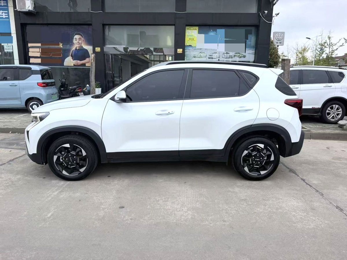 2024 Kia Sonet 1.5L Premium Smart Enjoy Version photo 2