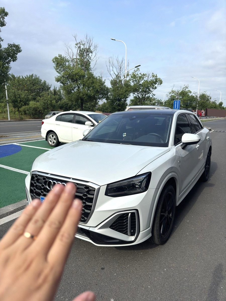 Audi 2024 Q2L, 35TFSI, Progressive Sport.