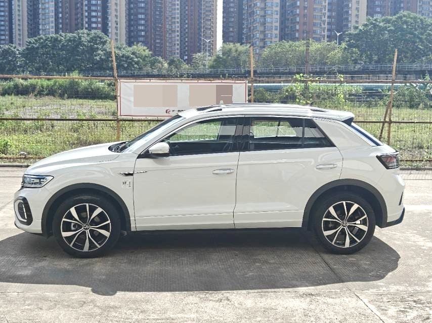 VW T-roc 300TSI CHENGUANG Edition photo 3