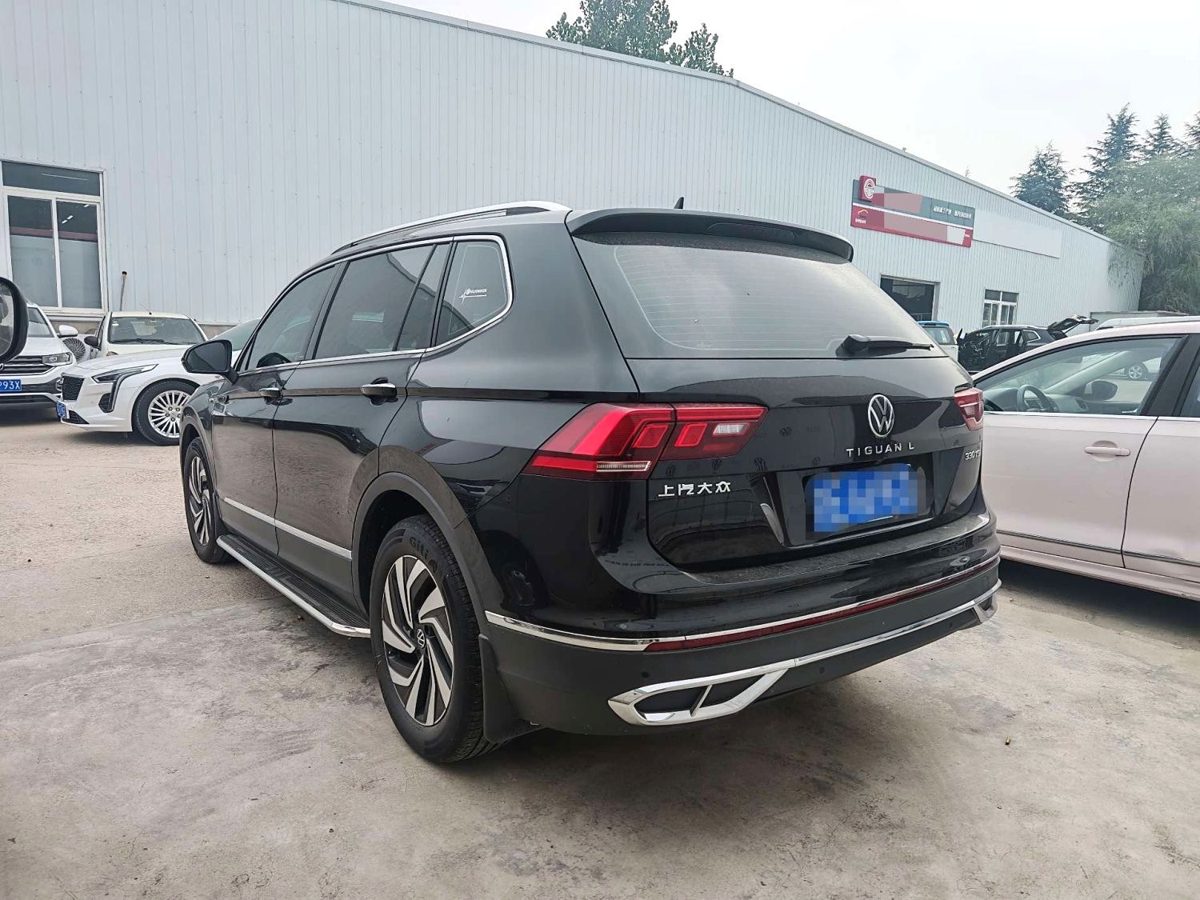 2025 VW TiguanL 300TSI LongTeng edition photo 4