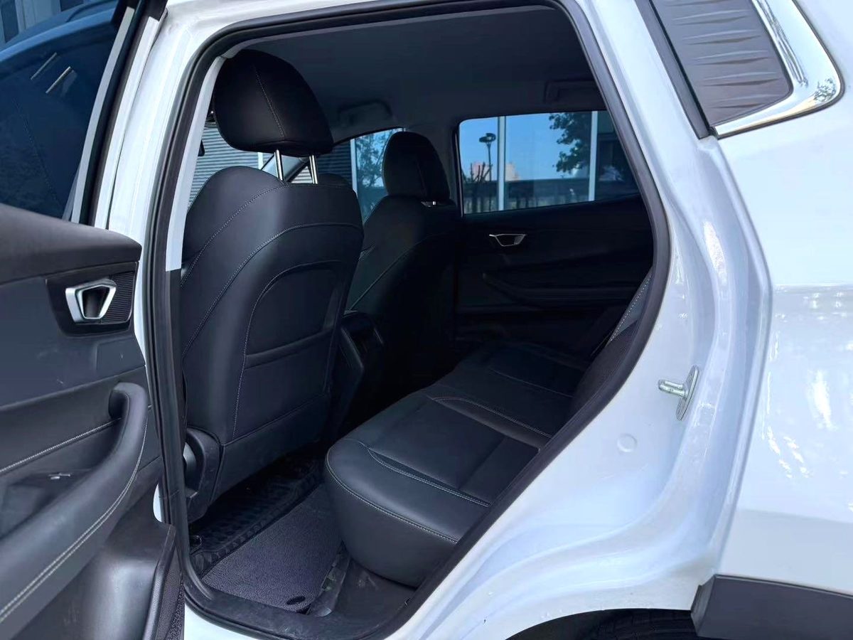 2025 Chery Tiggo 5x Excellence Edition photo 9