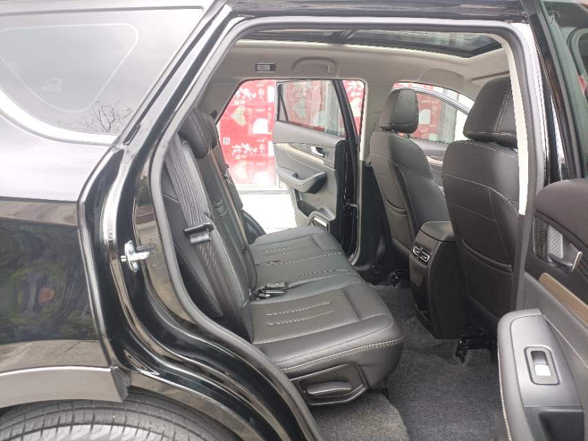 2025 Jetour X70 Beyond Pro 7 seats photo 8