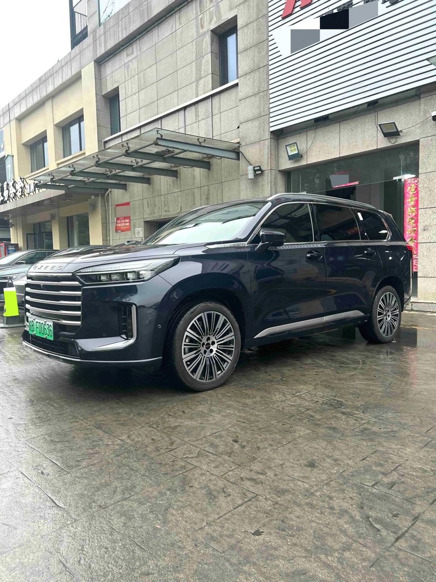 2025 Exeed VX C-DM 4WD ULTRA 6 seats