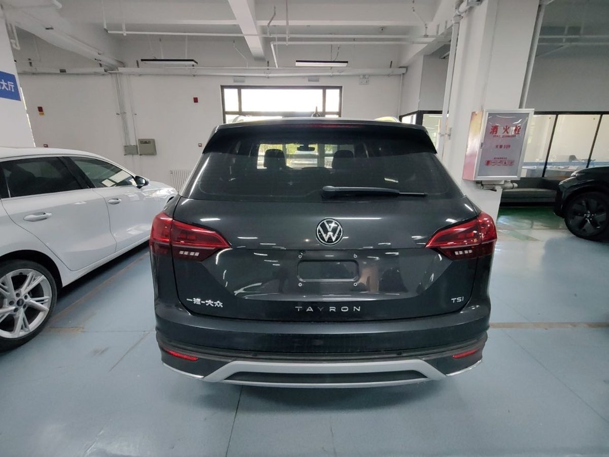 2022 VW TAYRON 280TSI LUXURY SMRAT CONNECT EDITION photo 4