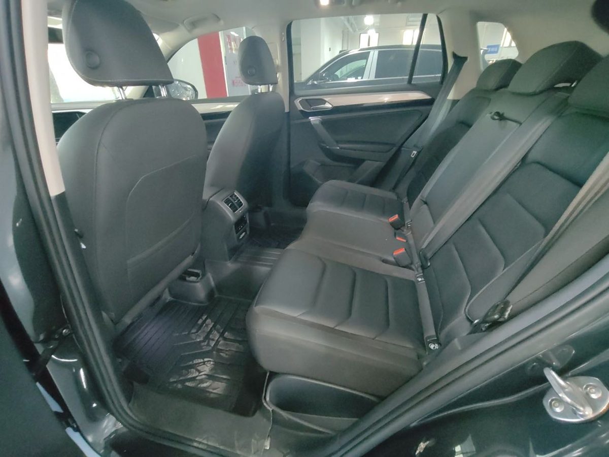2022 VW TAYRON 280TSI LUXURY SMRAT CONNECT EDITION photo 9
