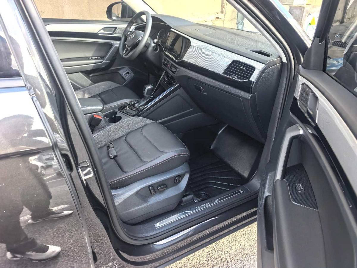 2022 VW TARYON 2wd luxury smart Connect edition photo 5