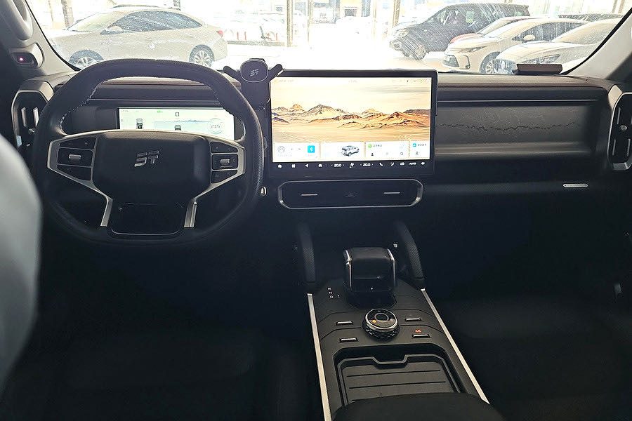 2024 Jetour T2 Traveler 2WD Expoler Edition photo 3