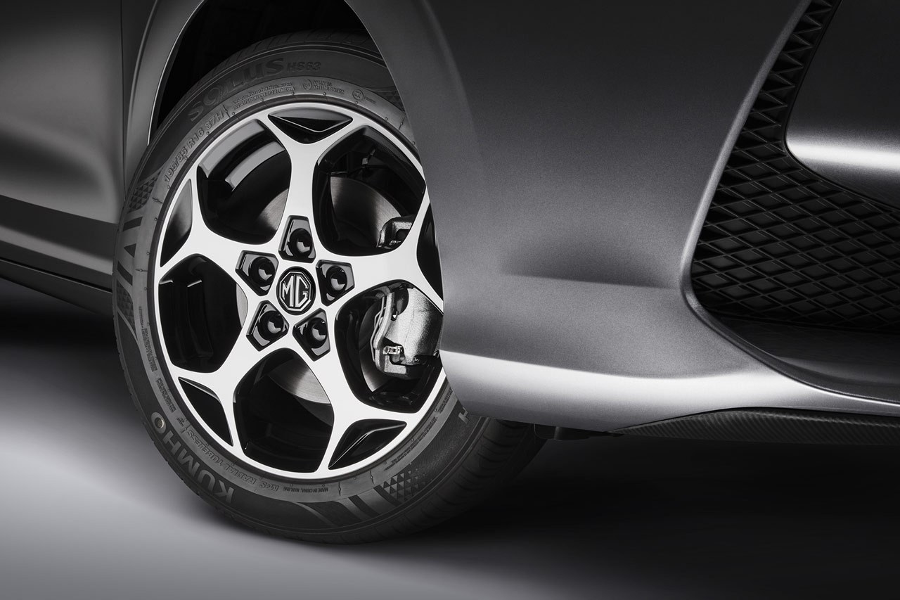 16-inch aluminum alloy wheel